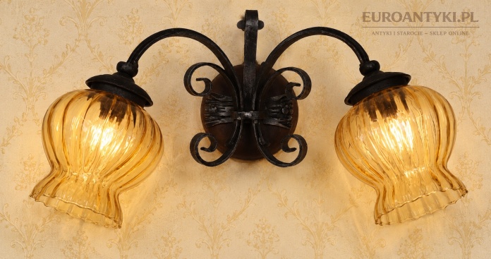 duża lampa ścienna góralska
